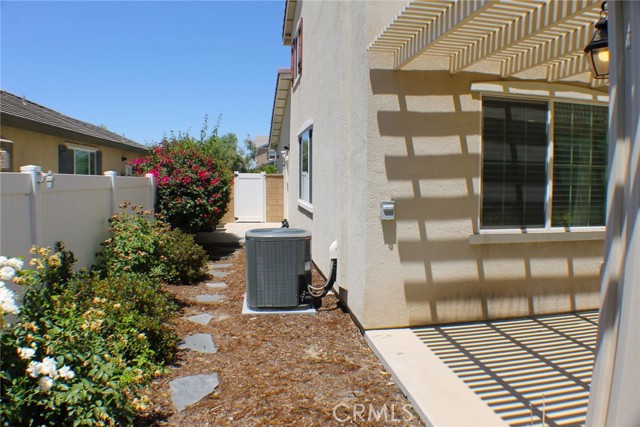 Detail Gallery Image 35 of 42 For 2040 Citron Ct, Redlands,  CA 92374 - 5 Beds | 3 Baths