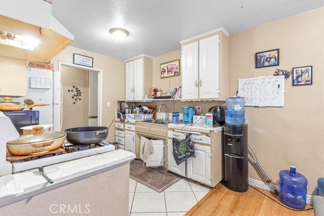 Detail Gallery Image 14 of 16 For 638 W Avenue H12, Lancaster,  CA 93534 - 3 Beds | 1 Baths