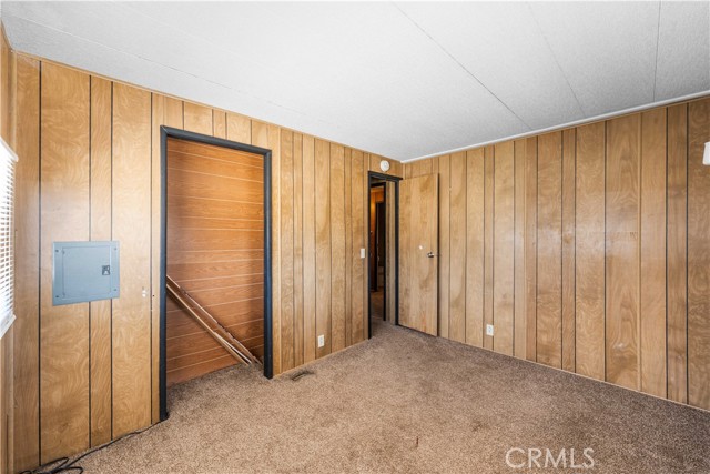2121 Nadeau Street, Mojave CA: https://media.crmls.org/medias/bdc0542f-8a6f-40a9-85d3-aa01fabd74d3.jpg