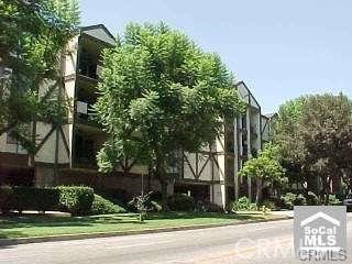 125 N Allen Ave #207, Pasadena, CA 91106