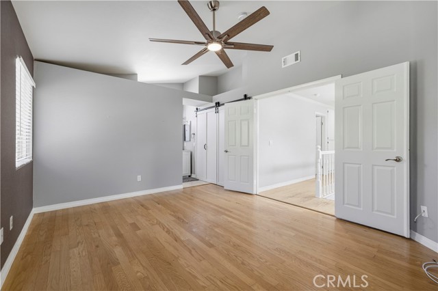 Detail Gallery Image 38 of 66 For 28245 Stonington, Saugus,  CA 91350 - 4 Beds | 3 Baths