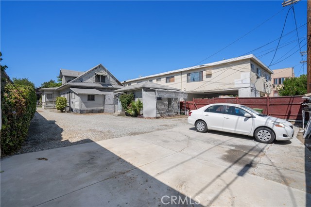 5526 Lexington, Los Angeles CA: https://media.crmls.org/medias/bdc14126-29c2-44a1-abad-3245eda6b371.jpg