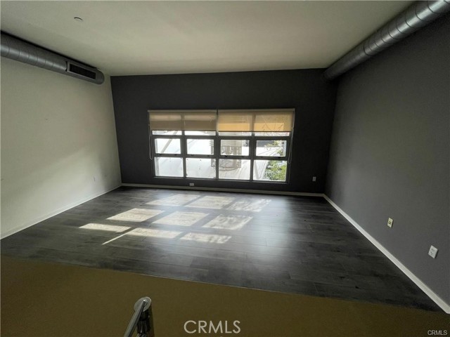 133 The Promenade N, Long Beach CA: https://media.crmls.org/medias/bdc2ca65-7bb1-445a-9a8c-881b4f02b586.jpg