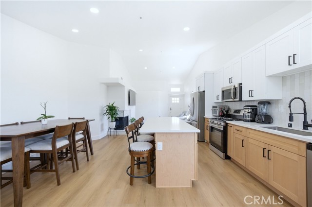 Detail Gallery Image 11 of 44 For 7652 Plumaria, Fontana,  CA 92336 - 3 Beds | 2 Baths