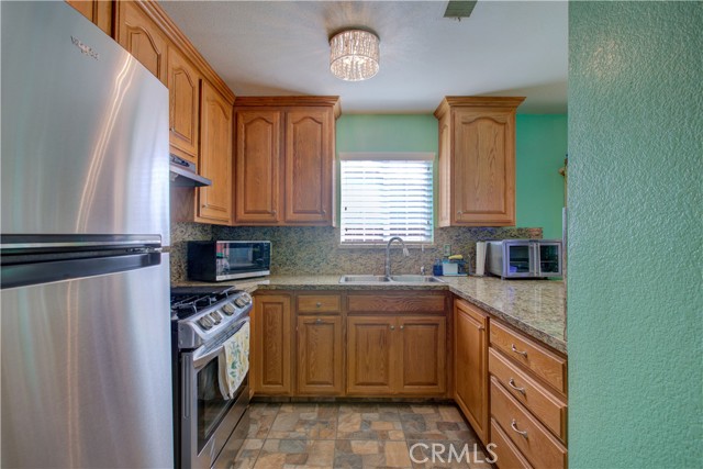 Detail Gallery Image 4 of 23 For 1842 Heritage Dr, Merced,  CA 95341 - 3 Beds | 2 Baths