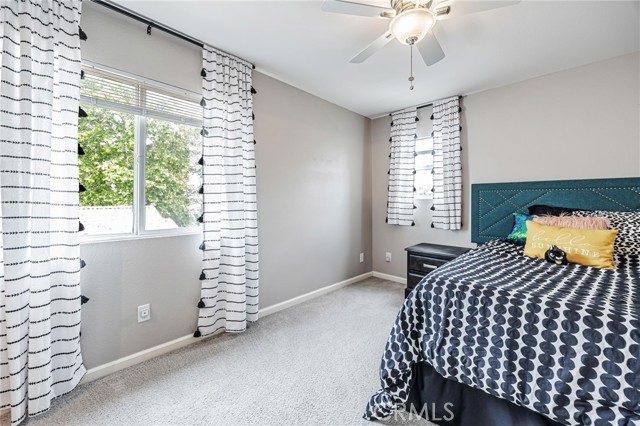 Image 30 of 47 For 28169 Arborglenn Drive
