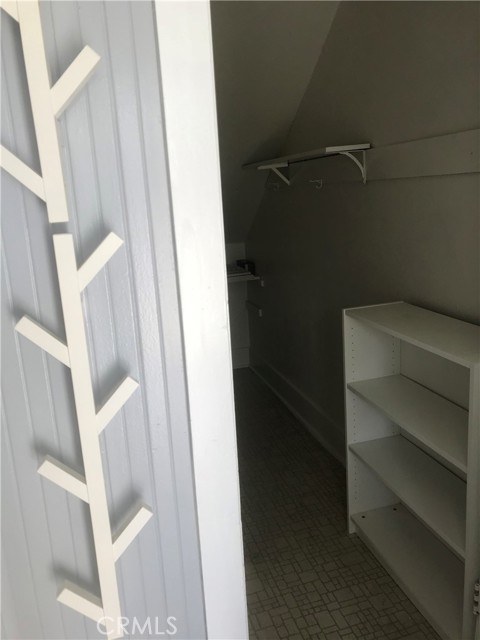 254 E Glenarm Street, Pasadena CA: https://media.crmls.org/medias/bdc88cf9-c7f1-407e-9444-736b317142e9.jpg