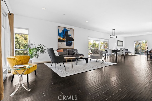 Detail Gallery Image 1 of 49 For 3119 via Dolce #107,  Marina Del Rey,  CA 90292 - 3 Beds | 2 Baths