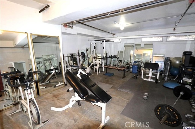 Detail Gallery Image 21 of 26 For 2121 James M Wood Bld #221,  Los Angeles,  CA 90006 - 0 Beds | 1 Baths