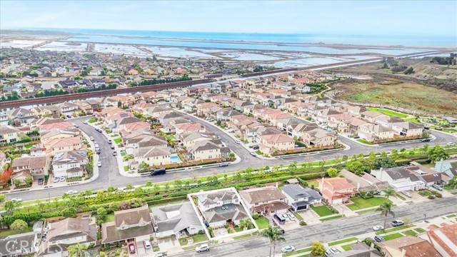 Detail Gallery Image 33 of 34 For 5342 Kenilworth, Huntington Beach,  CA 92649 - 5 Beds | 4 Baths