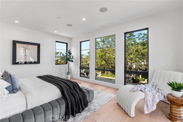 516 Acacia Avenue, Corona Del Mar (newport Beach), California 92625, 3 Bedrooms Bedrooms, ,3 BathroomsBathrooms,Residential,For Sale,516 Acacia Avenue,CROC24219801