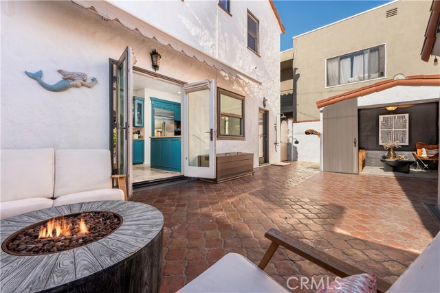 Detail Gallery Image 20 of 33 For 34 Ximeno Avenue, Long Beach,  CA 90803 - 4 Beds | 1/1 Baths