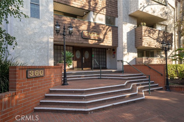 Detail Gallery Image 2 of 21 For 360 S Euclid Ave #229,  Pasadena,  CA 91101 - 1 Beds | 1 Baths