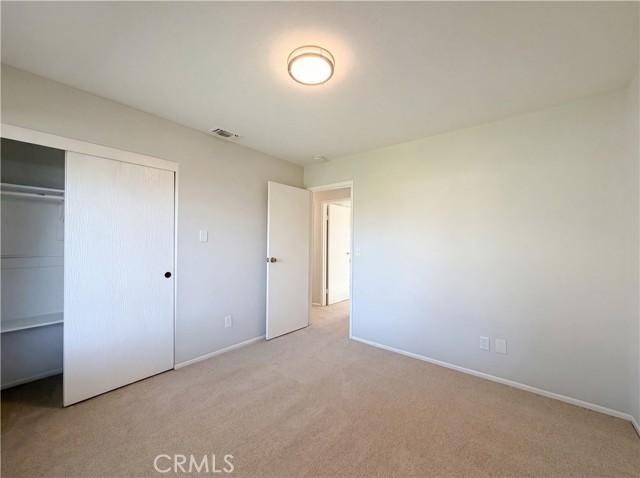 Detail Gallery Image 4 of 20 For 2785 Bonita, Highland,  CA 92346 - 3 Beds | 2 Baths