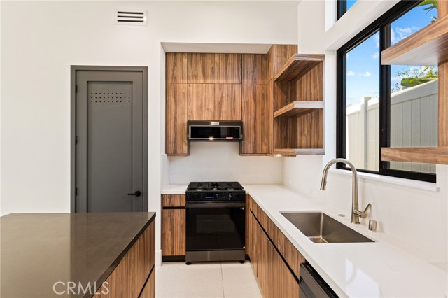Image 45 of 60 For 5275 Lynridge Drive