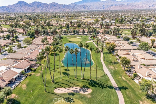 Detail Gallery Image 13 of 17 For 201 Seville Cir, Palm Desert,  CA 92260 - 2 Beds | 2 Baths