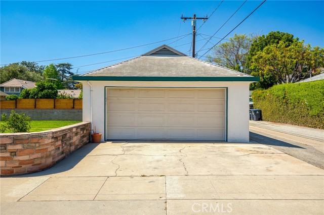 Detail Gallery Image 33 of 42 For 301 W Malvern Ave, Fullerton,  CA 92832 - 3 Beds | 3 Baths