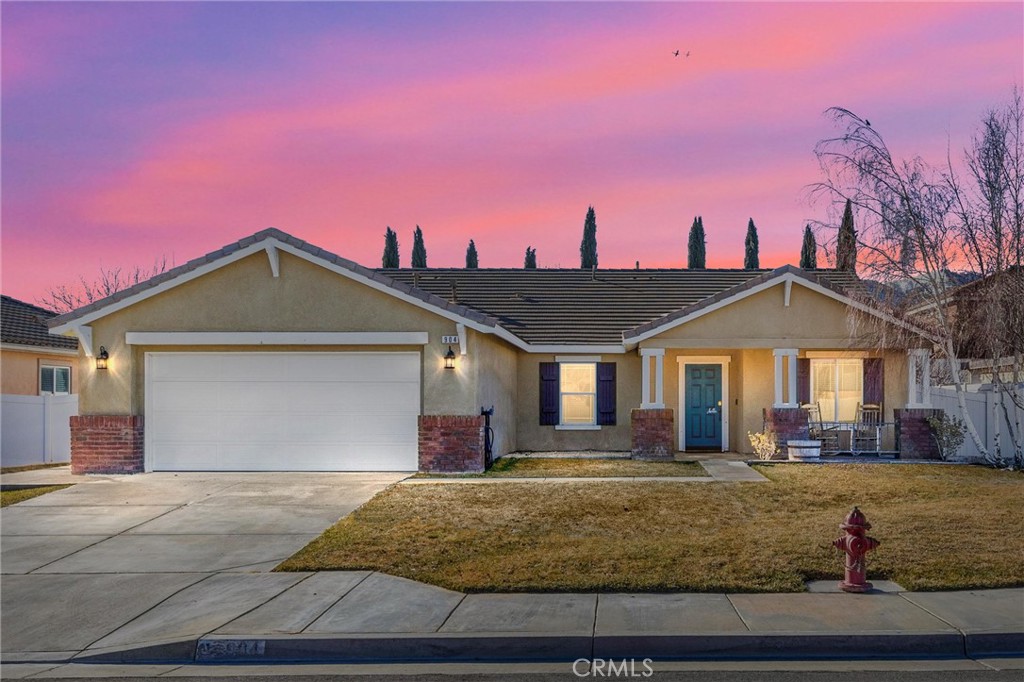 904 Michelle Lane, Tehachapi, CA 93561