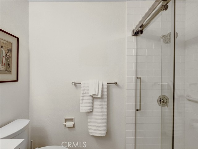 Detail Gallery Image 18 of 49 For 5190 E Colorado St #204,  Long Beach,  CA 90814 - 1 Beds | 1 Baths