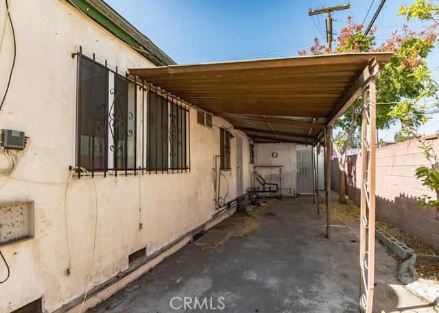 7940 Vineland Avenue photo 4
