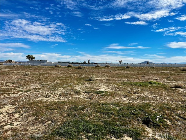 Detail Gallery Image 52 of 52 For 171 Ste Vic Avenue Q2, Palmdale,  CA 93591 - – Beds | – Baths