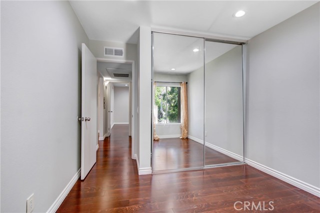 Detail Gallery Image 15 of 15 For 18350 Hatteras St #255,  Tarzana,  CA 91356 - 3 Beds | 2 Baths