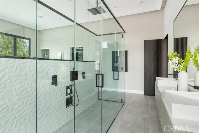 Detail Gallery Image 27 of 51 For 22020 Alizondo, Woodland Hills,  CA 91364 - 3 Beds | 3 Baths