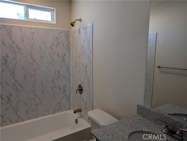Detail Gallery Image 10 of 21 For 2240 Golden Oak Ln #117, Merced,  CA 95341 - 3 Beds | 2 Baths