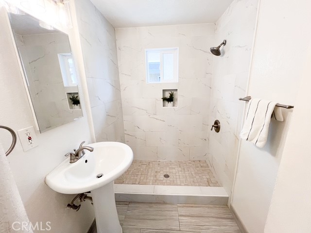13944 Olive Street, Baldwin Park CA: https://media.crmls.org/medias/bdd2b498-9a7f-4c80-ba15-262851f810b4.jpg