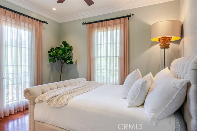 Image 42 of 75 For 25711 Shady Oak Ln