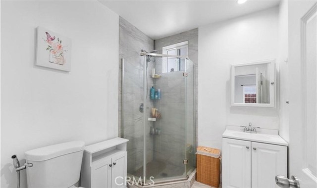 7327 N Loma Verde Avenue, Canoga Park CA: https://media.crmls.org/medias/bdd3ed91-5cb0-4a3a-aecc-3e77acfd9b4d.jpg