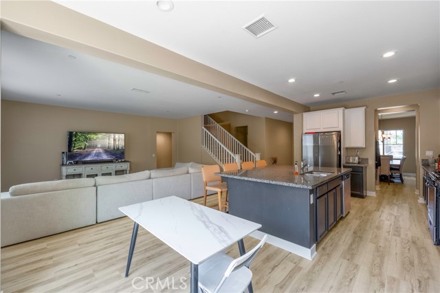 29282 First, Lake Elsinore CA: https://media.crmls.org/medias/bdd42f89-f7a6-4a92-b919-a1b02bc8d0bf.jpg