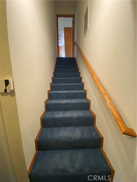 19232 N Shore Court, Hidden Valley Lake CA: https://media.crmls.org/medias/bdd4e762-d10d-4cf2-bcd1-7879e6b20b6b.jpg