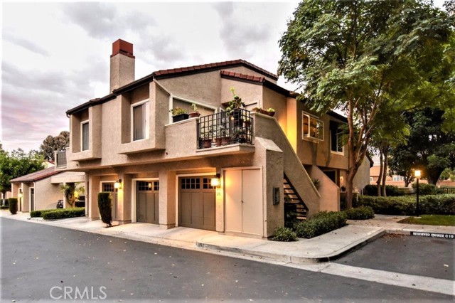 40 Stanford Court #20, Irvine, CA 92612