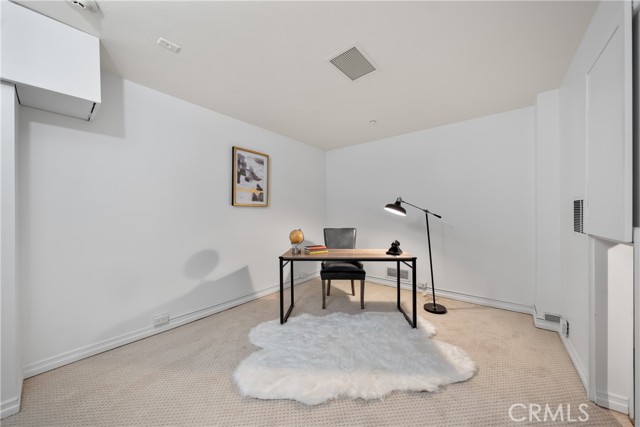 Detail Gallery Image 21 of 35 For 6011 Dawn Creek #7,  Playa Vista,  CA 90094 - 3 Beds | 2/1 Baths