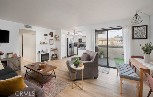 150 Majestic Court, 1009 photo 2