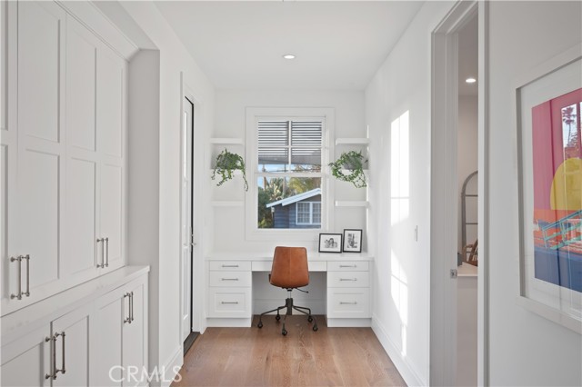 868 27th Street, Manhattan Beach, California 90266, 5 Bedrooms Bedrooms, ,6 BathroomsBathrooms,Residential,Sold,27th,SB21254472