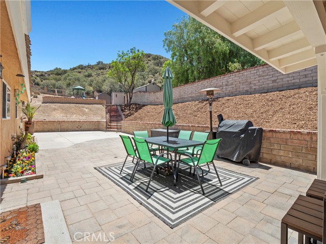 Detail Gallery Image 31 of 40 For 15242 Poppy Meadow St, Canyon Country,  CA 91387 - 3 Beds | 3 Baths