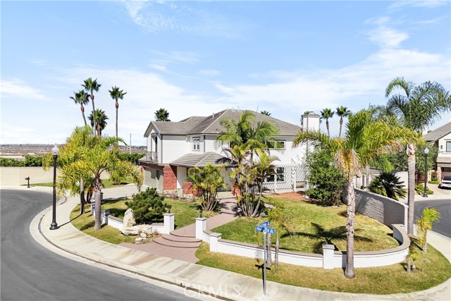 Detail Gallery Image 5 of 55 For 6161 Forester Dr, Huntington Beach,  CA 92648 - 4 Beds | 3/1 Baths