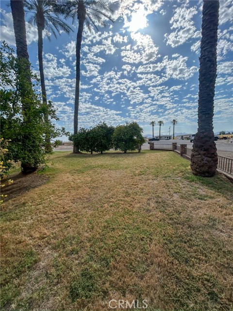 Detail Gallery Image 28 of 41 For 2153 Florence Blvd., Blythe,  CA 92225 - 4 Beds | 3 Baths