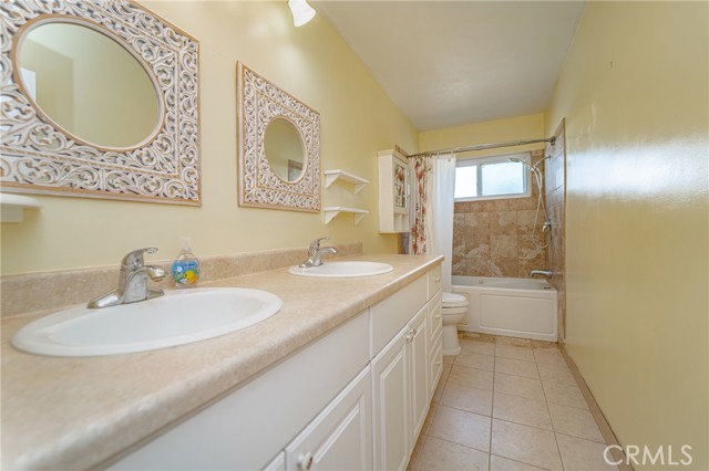 Detail Gallery Image 18 of 49 For 5938 Centralia St, Lakewood,  CA 90713 - 3 Beds | 2 Baths
