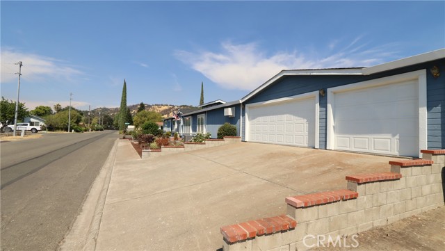Detail Gallery Image 6 of 71 For 13110 Everglade Bld, Clearlake Oaks,  CA 95423 - 4 Beds | 3/1 Baths