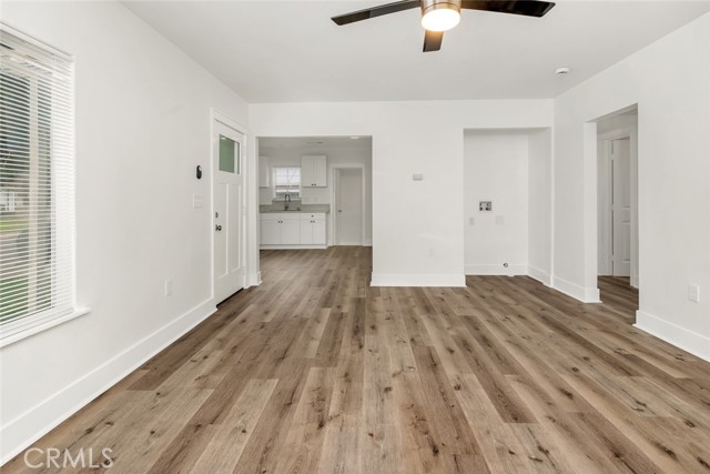 Detail Gallery Image 8 of 17 For 309 S Myrtle, Bakersfield,  CA 93304 - 3 Beds | 1 Baths