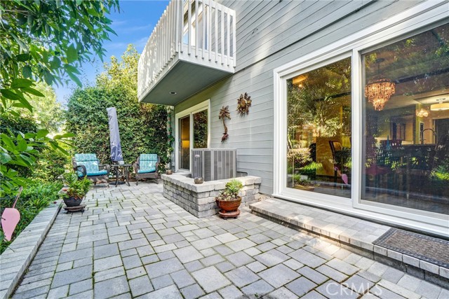 Detail Gallery Image 34 of 40 For 6073 Loynes #32,  Long Beach,  CA 90803 - 3 Beds | 3 Baths