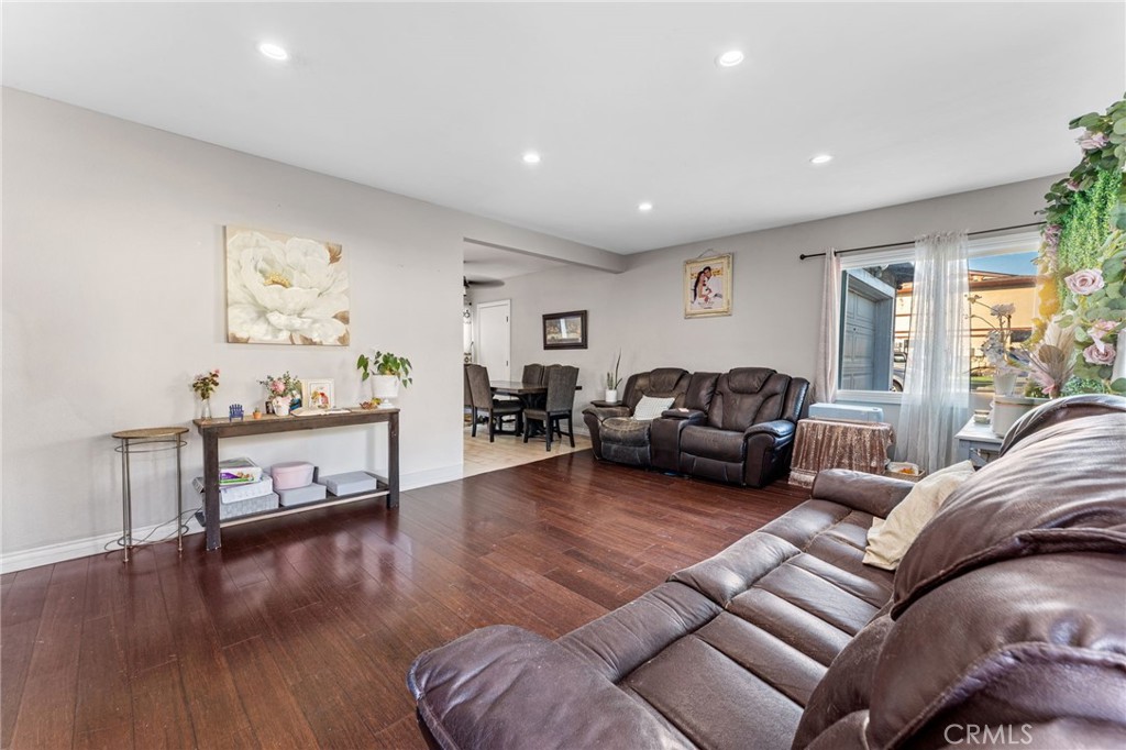 MLS #CV25270684 image #18