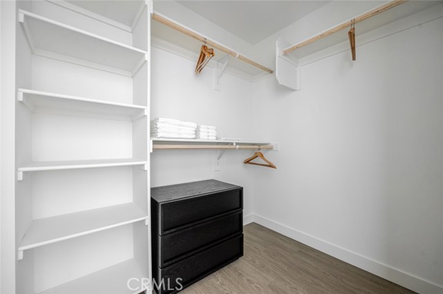 511 S Harbor, San Pedro CA: https://media.crmls.org/medias/bddabf43-86bb-4682-830d-4e45edb71d03.jpg