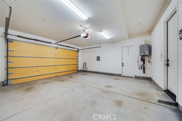 Detail Gallery Image 26 of 45 For 212 Parkwood, Irvine,  CA 92620 - 4 Beds | 4/1 Baths