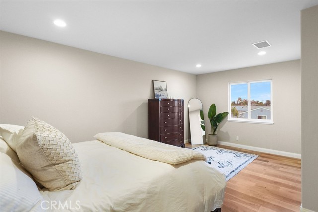 Detail Gallery Image 30 of 37 For 10311 Julie Beth St, Cypress,  CA 90630 - 4 Beds | 2/1 Baths