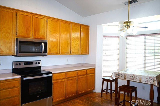 Detail Gallery Image 11 of 25 For 2068 Spy Glass Ct, Merced,  CA 95340 - 3 Beds | 2 Baths