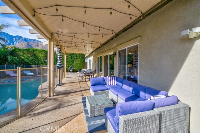 Detail Gallery Image 35 of 38 For 975 Alta Cresta, Palm Springs,  CA 92262 - 4 Beds | 3 Baths